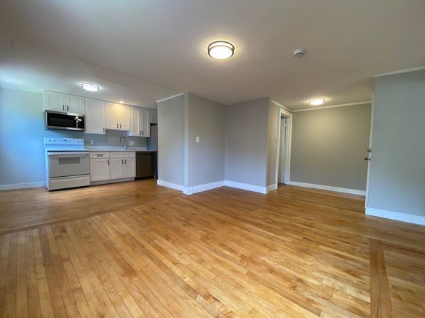 13 Pleasant St #2