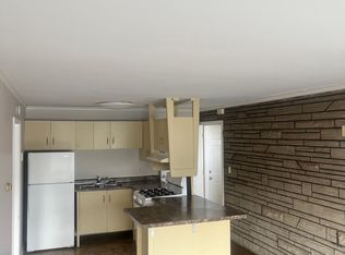 921 Oliver Ave APT B, Aurora, IL 60506