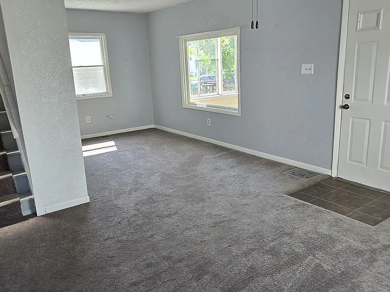 118 Stanley St — Photo 3