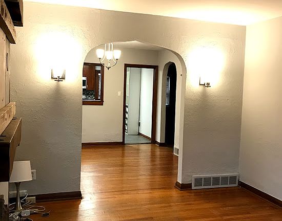 4th image of 4030 Parker Ave