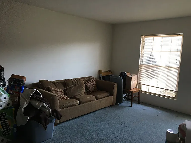 University Park Apartments near Cornell University — Photo 343