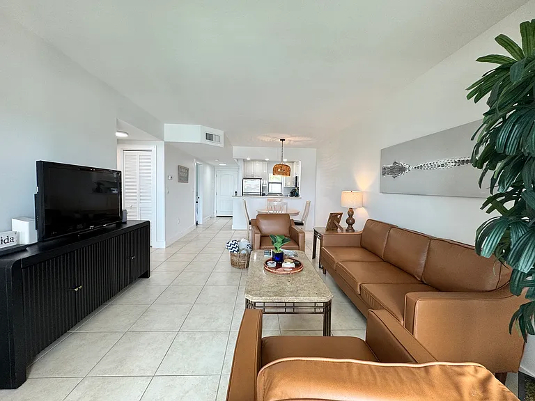 801 River Point Dr #206A — Photo 12