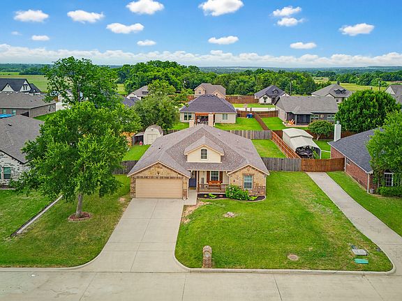 5th image of 2108 Ridgewood Dr