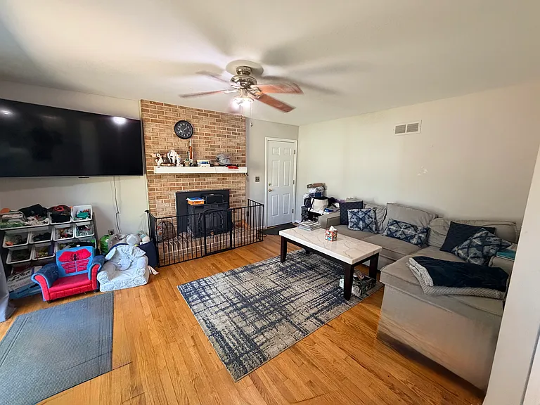 2732 Alfred Cir — Photo 15