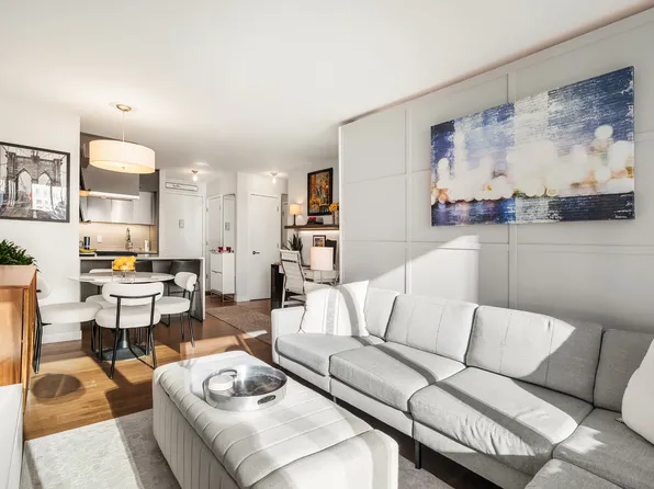 225 Rector Place image 3 of 13