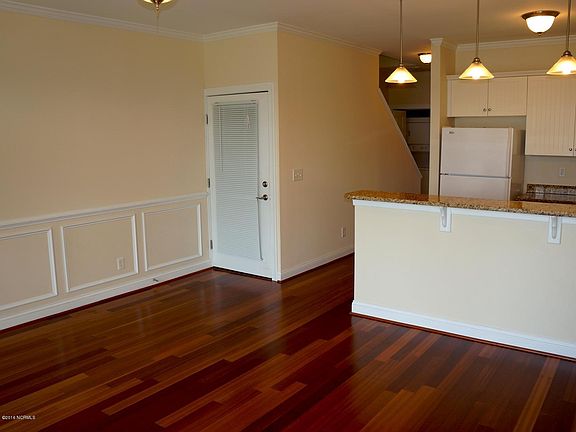 4th image of 4009 Marina Townes Drive