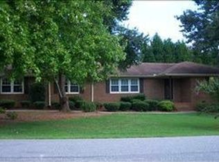202 Woodlake Rd, Anderson, SC 29621