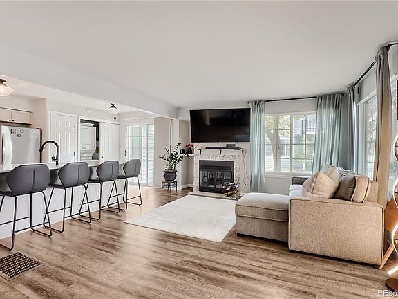 5th image of 4094 S Carson Street #C