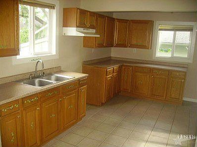 2nd image of 416 W Branning Ave