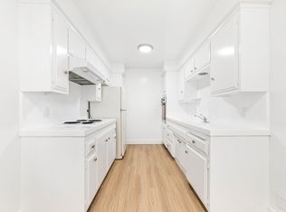 412 W Queen St APT 6, Inglewood, CA 90301
