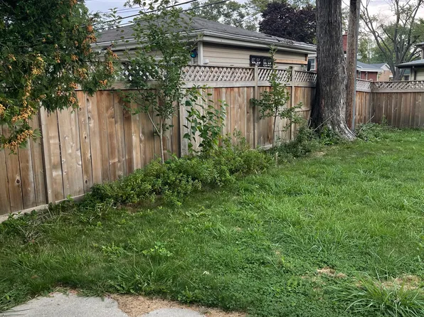 634 Lawler Ave, Wilmette, IL 60091