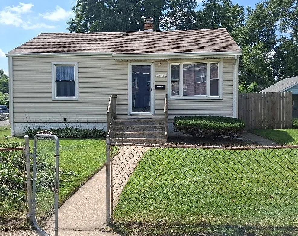 175th St, Hammond — Photo 1