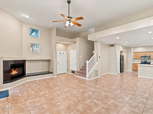 5104 E Calle Vista De Colores, Tucson, AZ 85711