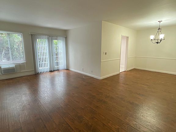 4th image of 341 S Rexford Dr APT 1