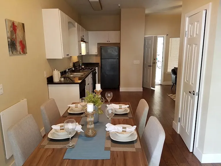 605 Pacific Ave #102 — Photo 5
