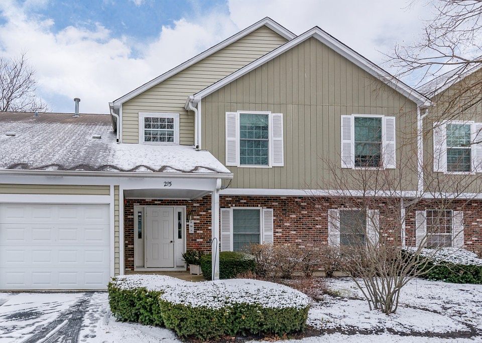 1st image of 215 Hampshire Ct Unit 102B