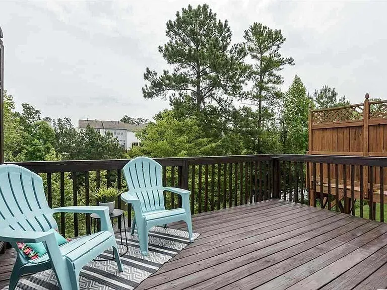 209 Ruby Walk Dr — Photo 10