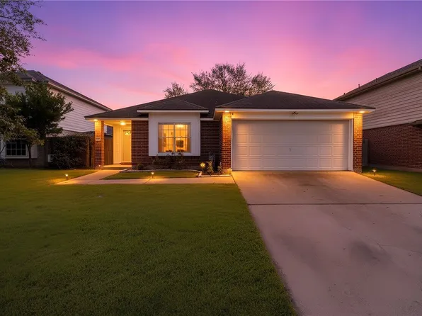 7906 Wolf Dr, Corpus Christi, TX 78414