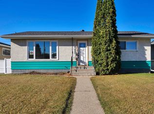 10226 72nd St NW, Edmonton, AB T6A 2W5