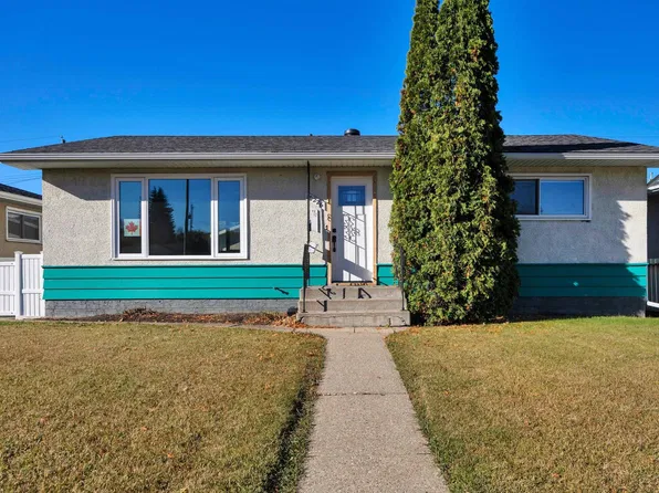 10226 72nd St NW, Edmonton, AB T6A 2W5
