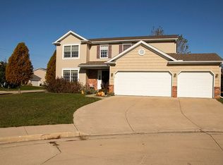 1300 Galway Ct, Normal, IL 61761