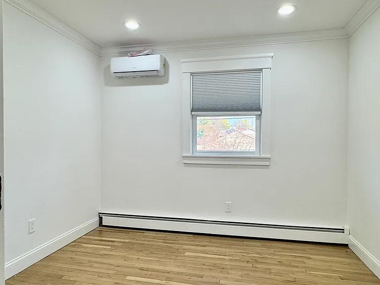 26 Norwich St #1 — Photo 9