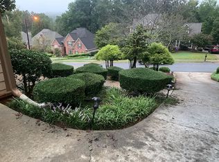 1032 Avery Creek Dr, Woodstock, GA 30188