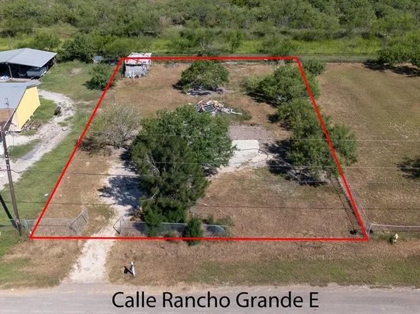 1782 Calle Rancho Grande W, San Benito, TX 78586