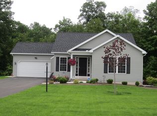 26 Dormie Ave, Mechanicville, NY 12118