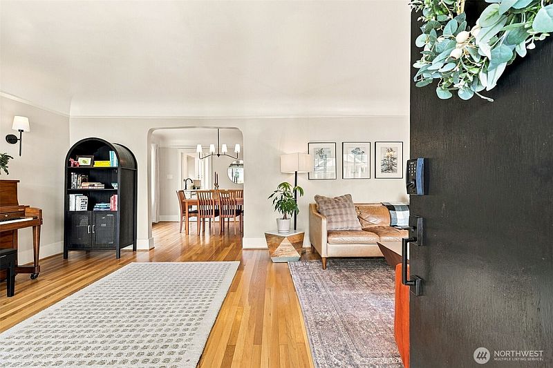 2nd image of 507 N 81st Street