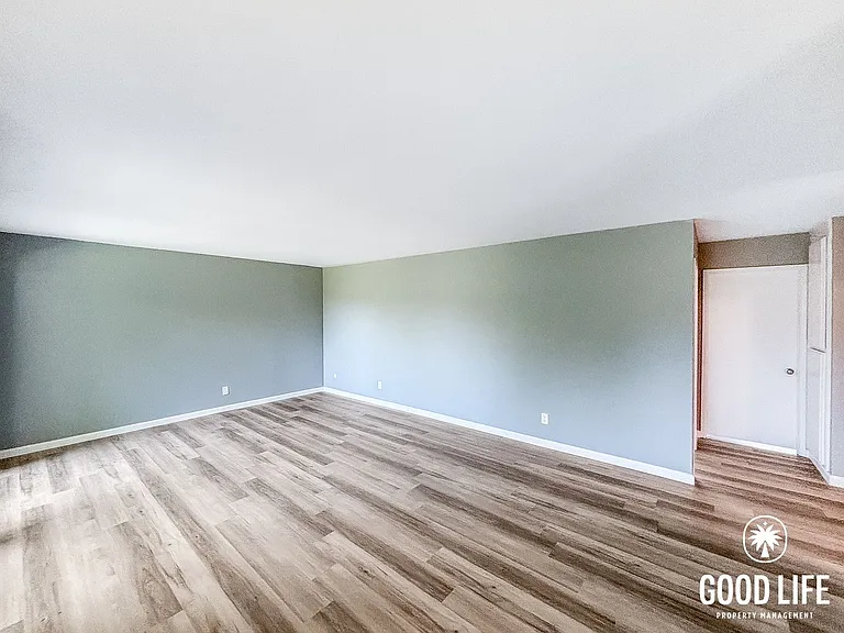 4306 6th Ave — Photo 5