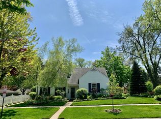 1831 Walnut Ave, Wilmette, IL 60091