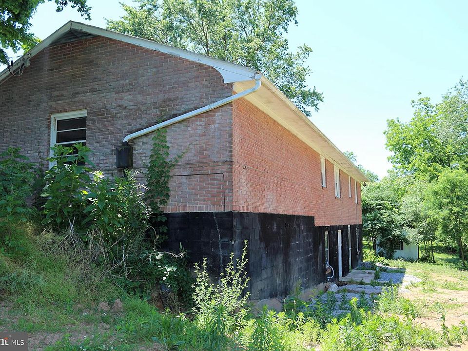 2nd image of 11814 Kieffer Funk Rd