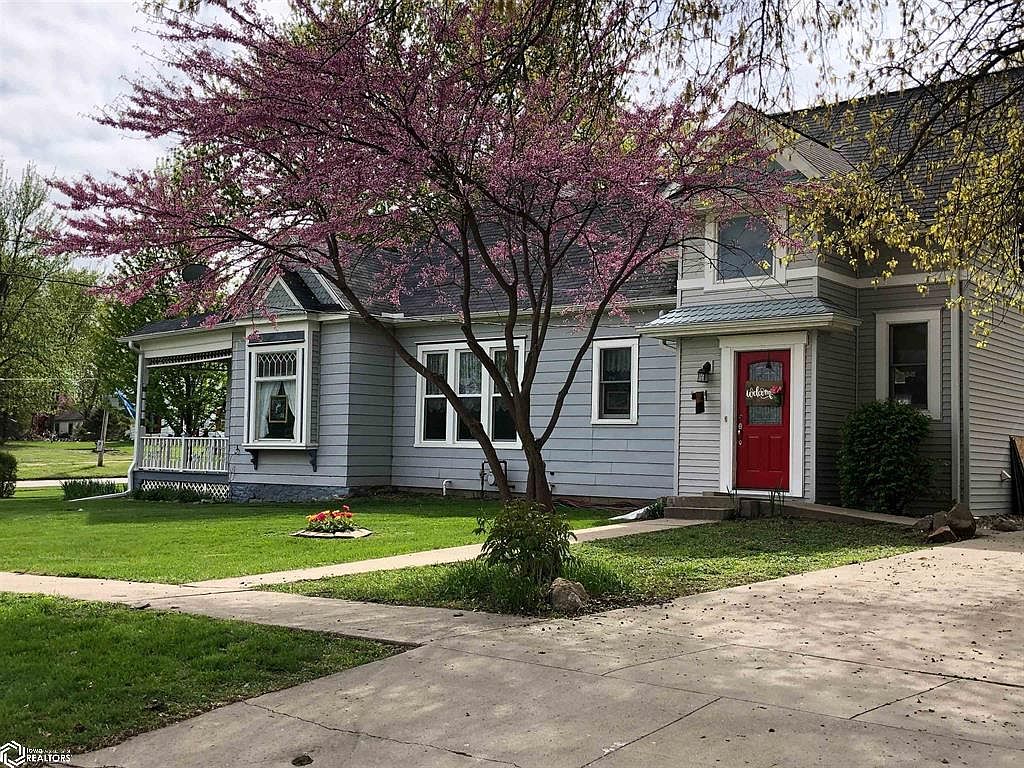702 W Main St, Lamoni, IA 50140 MLS 6313112 Zillow