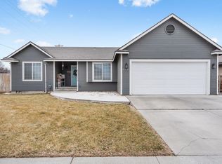4501 W Grand Ronde Ave, Kennewick, WA 99336