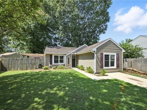 3809 Clearwood Ct, Virginia Beach, VA 23453