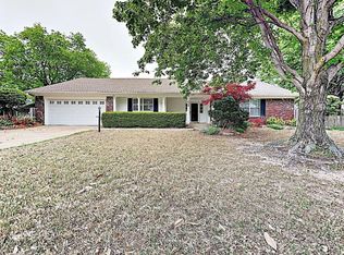 838 Millwood Rd, Broken Arrow, OK 74011