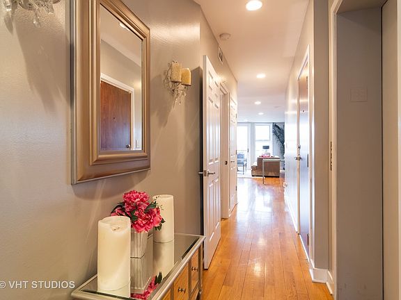 2nd image of 1506 W Grand Ave APT 3E
