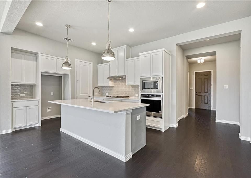 1st image of 3712 Birch Wood Ct