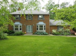 1367 Walker Dr NW, Lancaster, OH