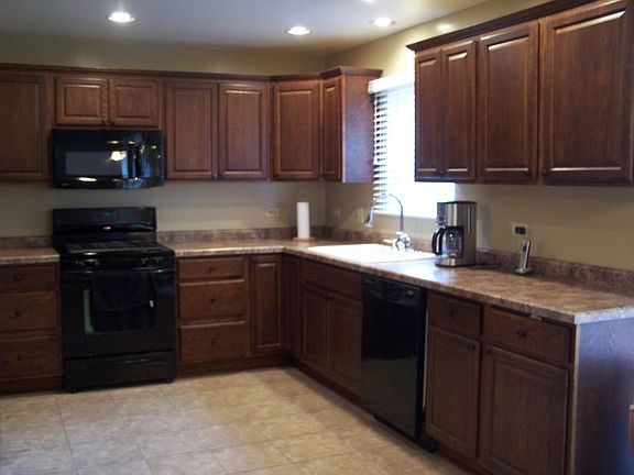 3rd image of 5928 Emerald Pointe Dr