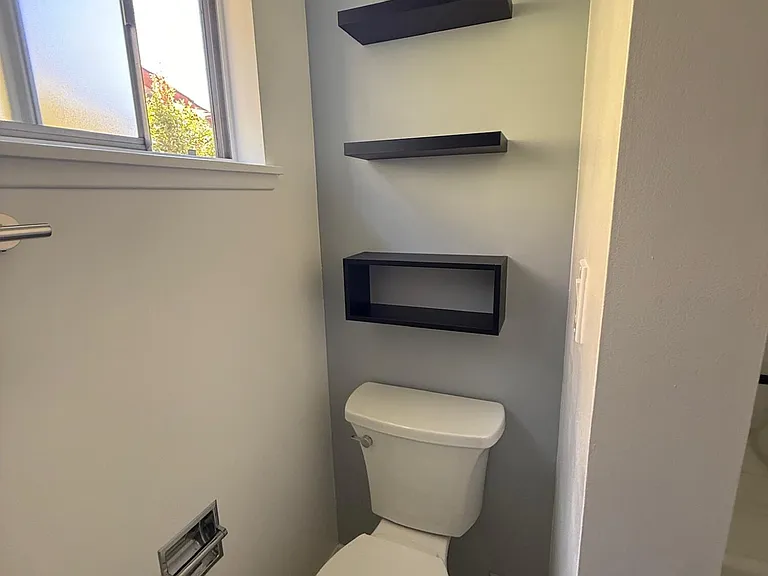 630 Tabor Ln — Photo 12