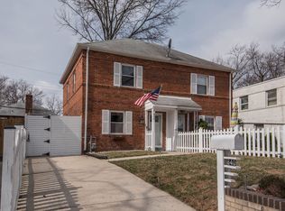 840 S Highland St, Arlington, VA 22204