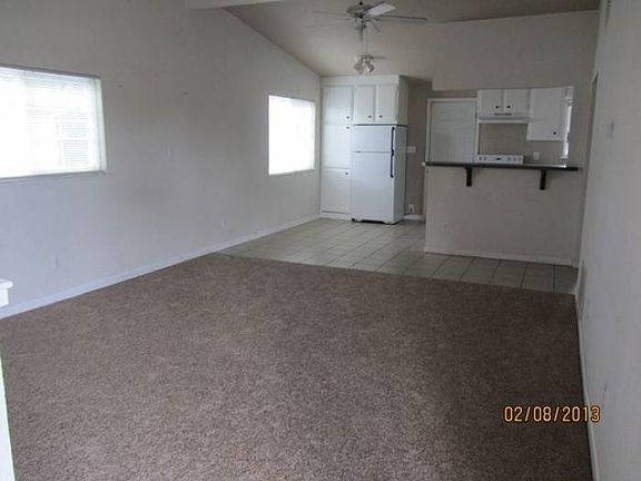 3rd image of 3801 Centinella Dr