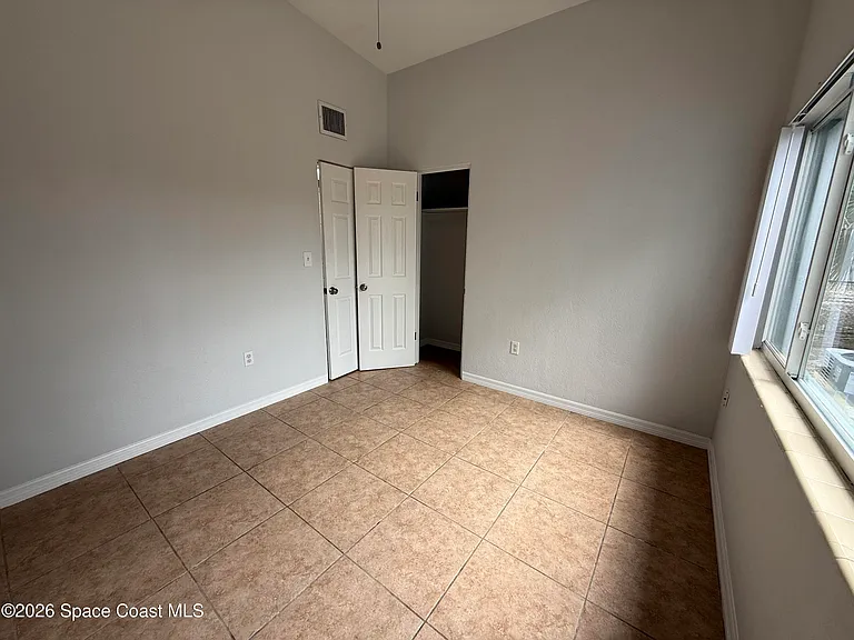 420 N Fiske Blvd — Photo 16