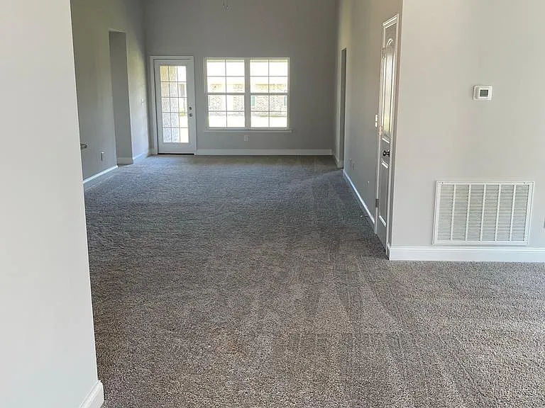121 Sorrelweed Dr — Photo 6
