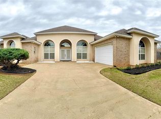 6413 Arden Oaks Dr, Alexandria, LA 71301