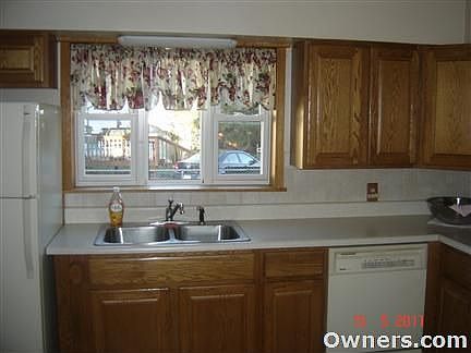 Kitchen remoduled in 1999