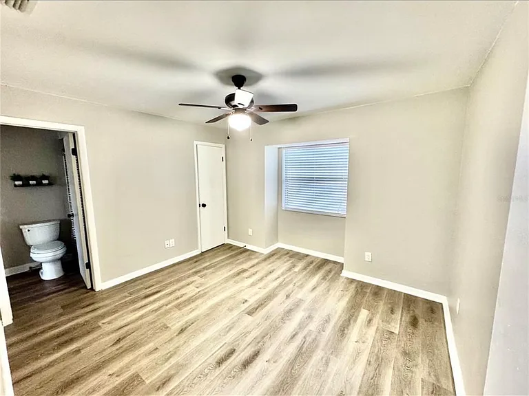 1884 Clearbrooke Dr — Photo 4