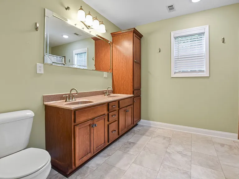 1125 Channelview Ct — Photo 15